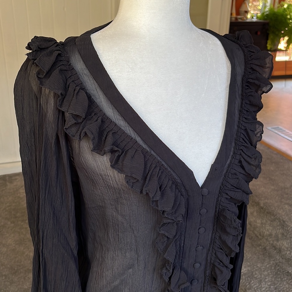 🐈‍⬛FRAME Crinkle  blouse top with ruffle black size small